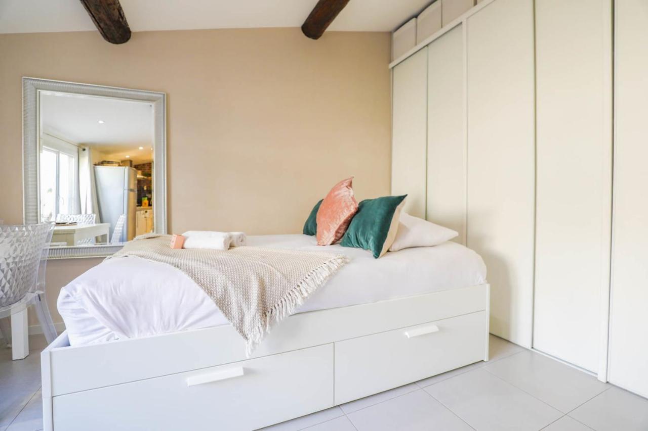Apartment Avec Terrasse - Vieux Port & Cours Julien